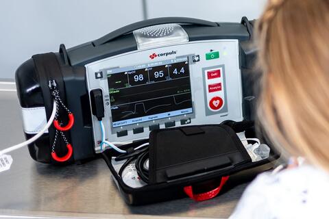 corpuls1 patient monitoring system