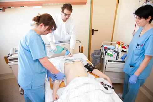 corpuls1 pacer at the clinic